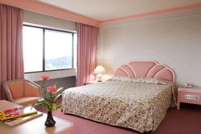 Thumrin Hotel Транг Екстер'єр фото