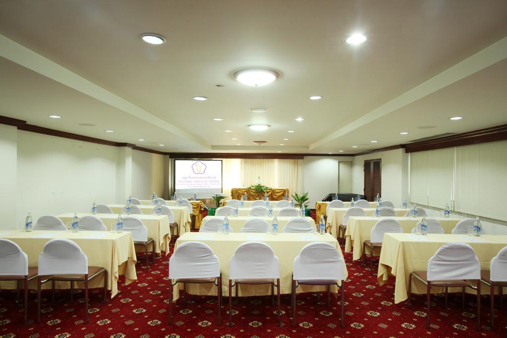 Thumrin Hotel Транг Екстер'єр фото